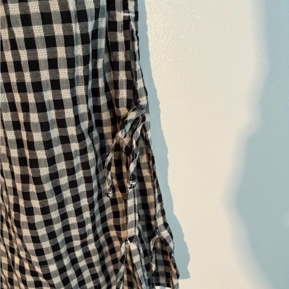 American Eagle Outfitters Black and White Plaid Pants - Picture 2 of 3